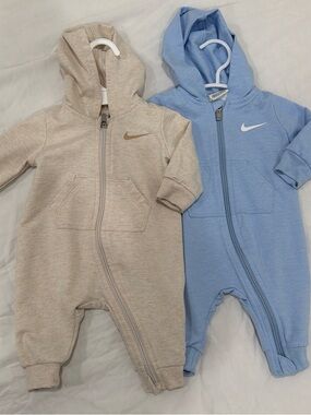 Nike Baby Hooded One-Piece Rompers in Beige and Light Blue (2-Pack)